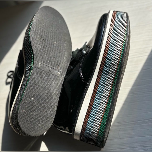 Worn only twice - Picture 3 of 3